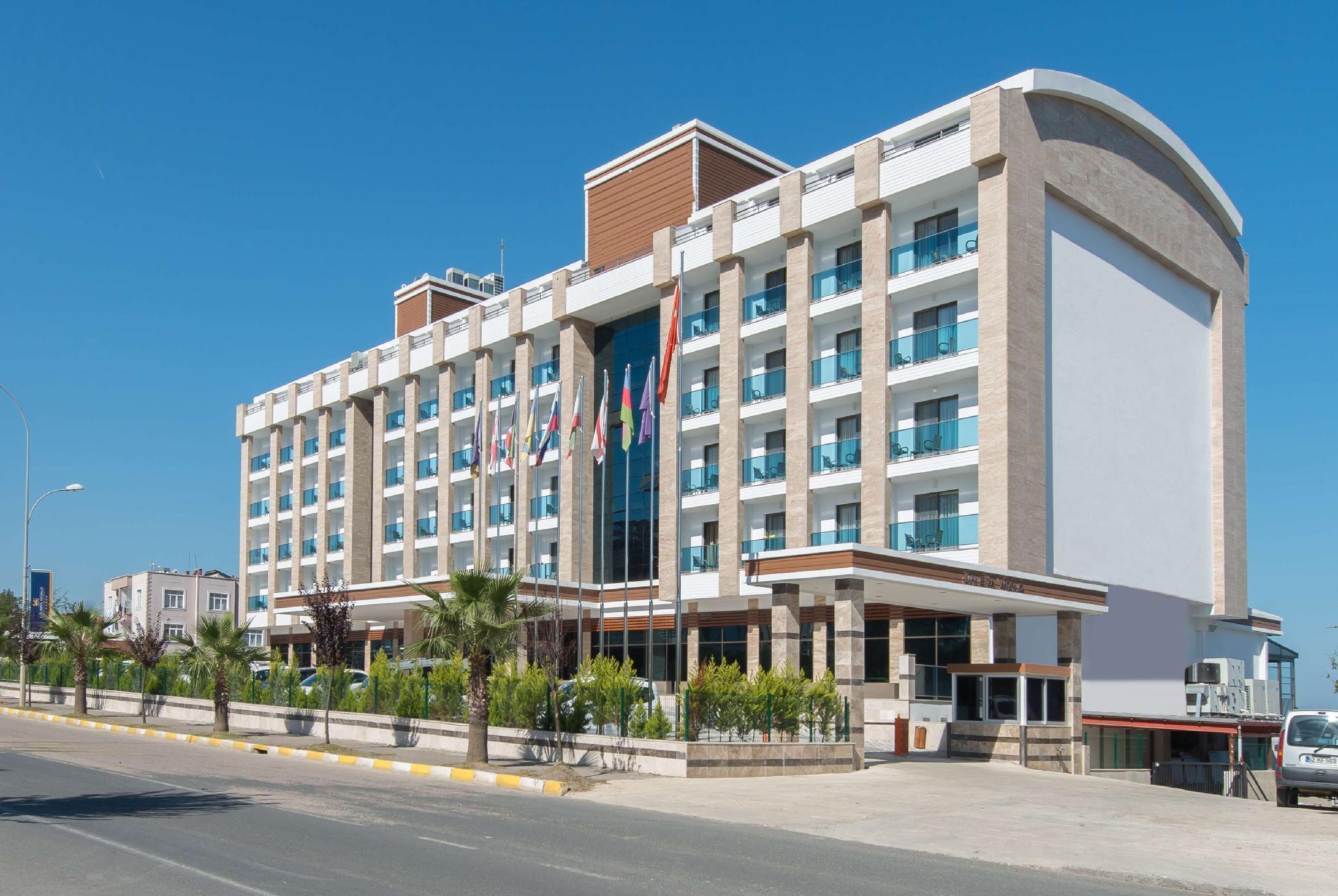 Ramada Resort By Wyndham Unye Exterior foto